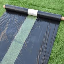 Foglio pacciamante in bianco e nero